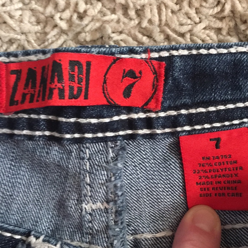 Jeans - Picture 2 of 6